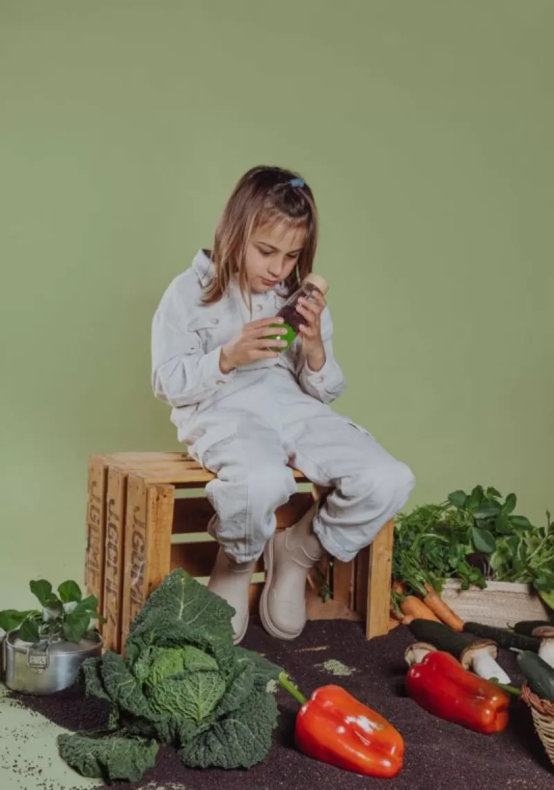 Petit Boum Botella Sensorial Veggies - ^ Juguetes Para El Aprendizaje Temprano Y La Motricidad